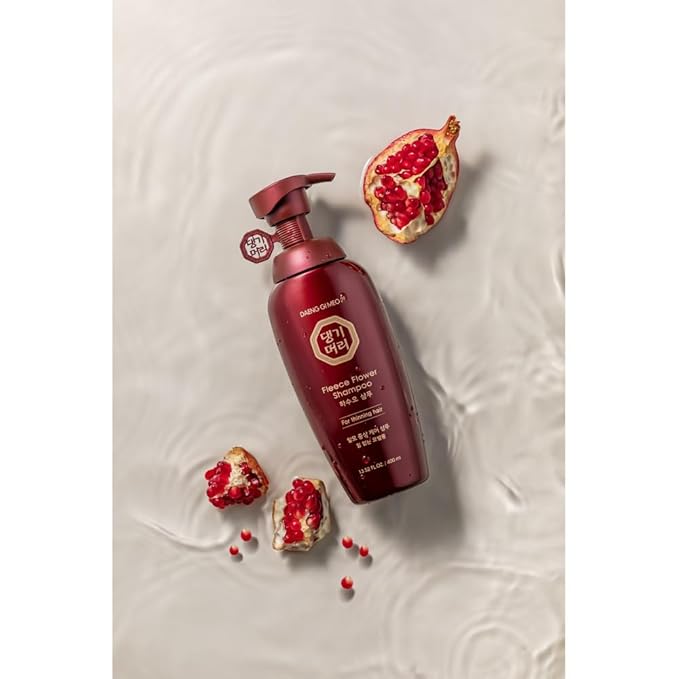 Daeng Gi Meo Ri - Gentle Shampoo for Thin Hair Korean Beauty Scalp Nourishing Herbal Blend K-Beauty Hair Cleanser 400ml / 13.5 fl oz, Fleece Flower 하수오