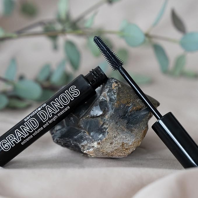 Sandstone Scandinavia mascara Grand Danois Black + Waterproof eyeliner black