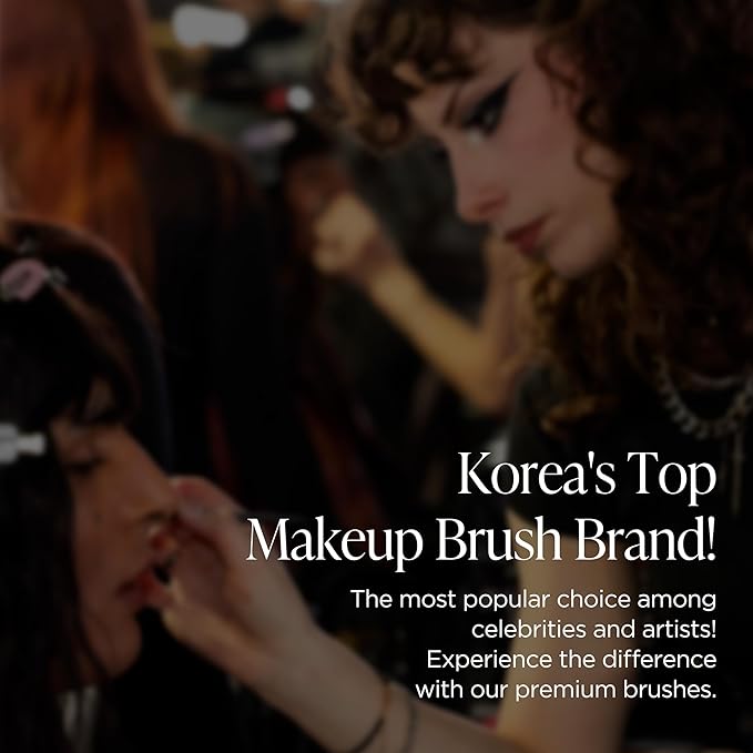 Korean Piccasso Brush Makeup Spatula + Sponge 2P Set – Professional Makeup Tools with Precision Spatula and 2 Soft Sponges, Ideal for Blending Foundation, Cream, or Liquid Makeup