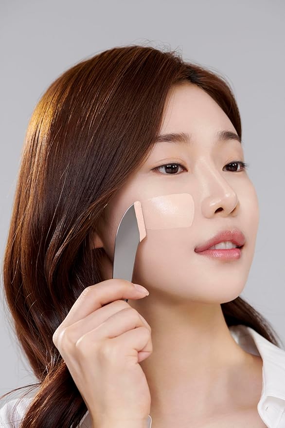 Piccasso 2-Way Makeup Spatula – Professional Foundation & Skin Care Spatula for Face, Dual-Ended Stainless Steel Tool for Precise and Hygienic Application, Includes Leather Case